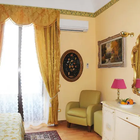 Domenico Florio Palace Bed & Breakfast 3*